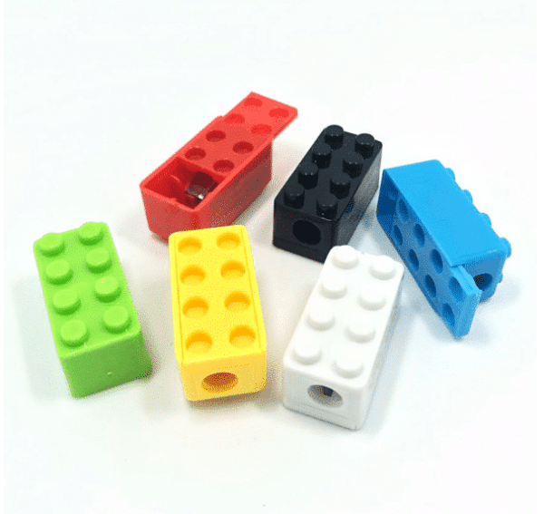 Playful Cartoon Sharpener: Piggy, Cookie, and Lego Block Designs - Compact and Smooth for On-the-Go! - Image 8
